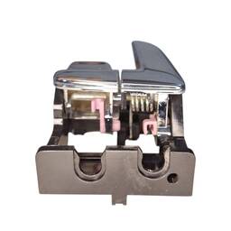 MAÇANETA PORTA ESQUERDA INTERNA D.E  KIA CERATO 2009