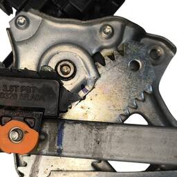 MÁQUINA DE VIDRO PORTA DIANTEIRA ESQUERDA KICKS 2017/