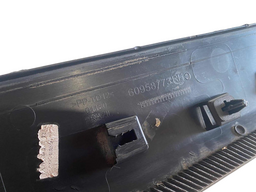 MOLDURA PORTA DIANTEIRA DIREITA JEEP COMPASS 2017 A 2025