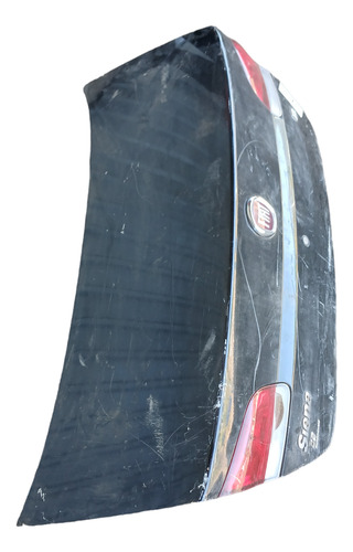 TAMPA TRASEIRA FIAT SIENA 2010 A 2013 COM LANTERNA E LOGO