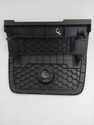 ACABAMENTO MOLDURA TAMPA TRASEIRA VOLKSWAGEN GOLF 2013/2017