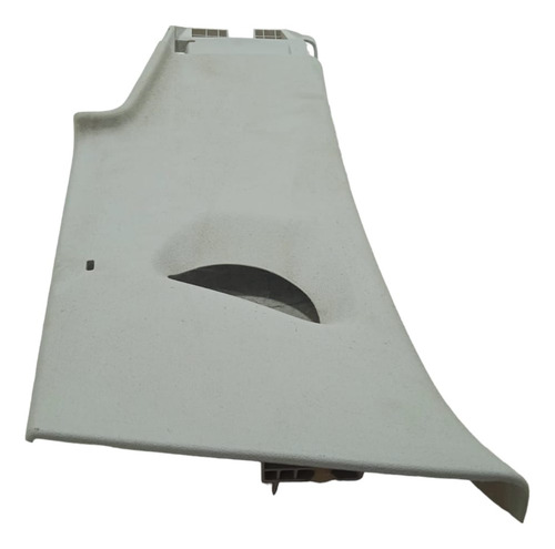 Acabamento Coluna Traseira Superior Esquerda Amarok