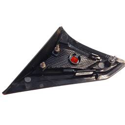 LANTERNA TRASEIRA ESQUERDA KICKS 2017 2018 A 2021 (MALA)