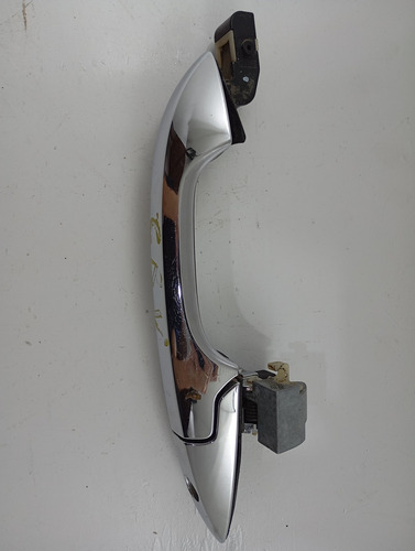 MAÇANETA EXTERNA DIANTEIRA LE HONDA CRV 09/11 USADO