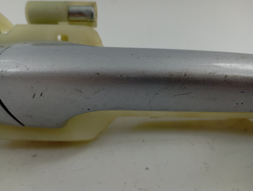 MAÇANETA EXTERNA TRASEIRA LD HB20 19 USADO ORIGINAL