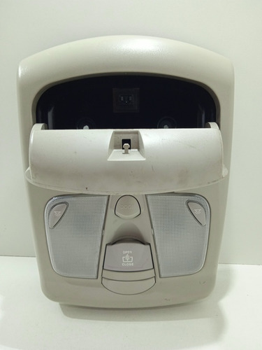 LUZ DE TETO SSANGYONG KYRON 2011 USADA 77710-08B00