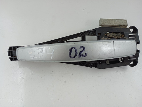 Maçaneta Externa Traseira Le Gm Cruze 13/15 Usado