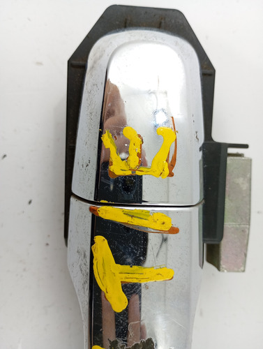 MAÇANETA EXTERNA TRASEIRA LD L200 TRITON 14/16 USADO