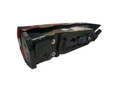 LANTERNA TRASEIRA DIREITA FASTBACK 2022/ (MALA)