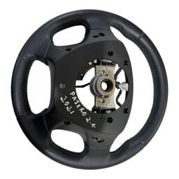 VOLANTE MULTIFUNCIONAL MITSUBISHI PAJERO SPORT 2021 2023