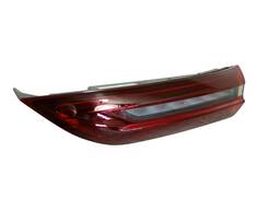 LANTERNA TRASEIRA DIREITA FASTBACK 2022/ (MALA)