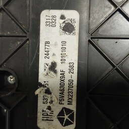 COMANDO AR CONDICIONADO SOM JEEP COMPASS 17/21 C/ AUTO PARK