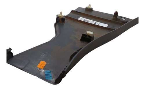 MOLDURA INFERIOR TRASEIRA DIREITA VW AMAROK 2010/2016