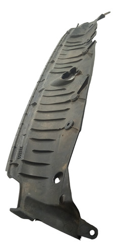 DEFLETOR SUPERIOR PARACHOQUE DIANTEIRO CIVIC 2006/11 DETALHE