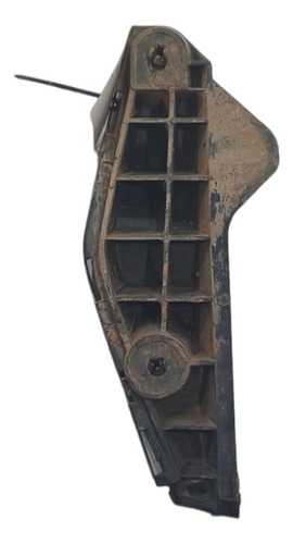 GUIA SUPORTE PARACHOQUE DIREITO AMAROK 2011 A 2016