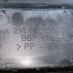 GUARDA PÓ DIAN ESQ MERCEDES CLASSE E W211 A2118890325