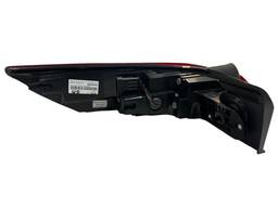 LANTERNA TRASEIRA DIREITA FASTBACK 2022/ (CANTO)