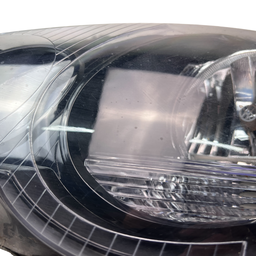 FAROL ESQUERDO POLO 2007 A 2014 MASC NEGRA