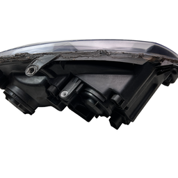 FAROL ESQUERDO POLO 2007 A 2014 MASC NEGRA