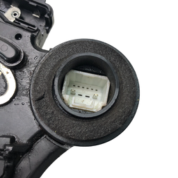 FECHADURA PORTA TRASEIRA DIR COROLLA 03 A 08 HILUX SW4 06/15