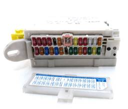 CAIXA FUSÍVEL LEXUS LS 460 4.6 V8 LADO ESQUERDO 8273050471