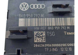 MÓDULO CONFORTO PORTA DIANTEIRA DIREITA AUDI Q5 8K0959792M