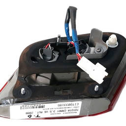 LANTERNA TRASEIRA DIREITA CAMRY 2007 2008 A 2011 (MALA)