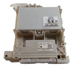 CAIXA FUSÍVEL TOYOTA SW4 2016 2017 A 2022