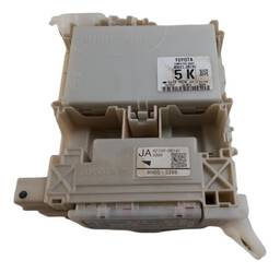 CAIXA FUSÍVEL TOYOTA SW4 2016 2017 A 2022