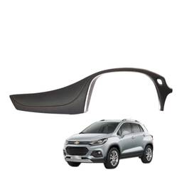 Acabamento Central Do Painel Chevrolet Tracker 2017 A 2019 4