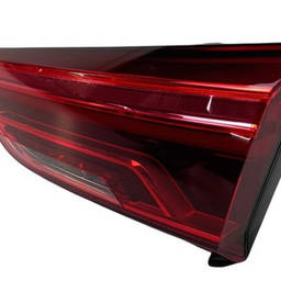 LANTERNA TRASEIRA DIREITA AUDI Q3 / RS Q3 2020/ (MALA)