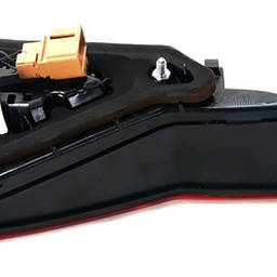 LANTERNA TRASEIRA DIREITA JETTA 2018 2020 2021/ (MALA)