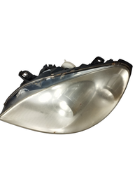 FAROL ESQUERDO MERCEDES B180 2.0 2009 A 2011