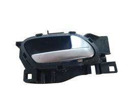 Maçaneta Interna T/D Peugeot 2008 17/18 303965