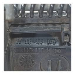 MAÇANETA EXTERNA DIANTEIRA DIREITA RENAULT CLIO 2000 A 2012