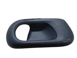 Moldura Maçaneta Interna Tras Direita Gm Corsa 2004 09116490