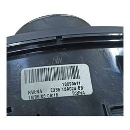 BOTÃO COMANDO FAROL/PORTA MALAS FORD KA 2015 A 2018