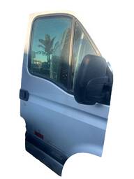 Porta diant. direita renault master 2.5 dci 2010 somen. port