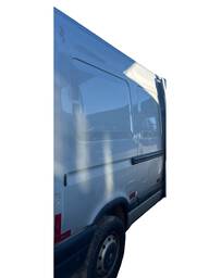 Recorte Lateral Direito Renault Master 2.5 DCI 2010 a 2011