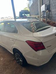Recorte Lateral Esquerdo Chevrolet Prisma - 2013 a 2019