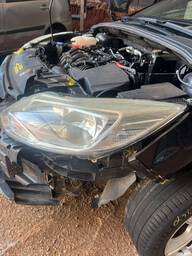 Farol Esquerdo Ford Focus 2014 a 2015