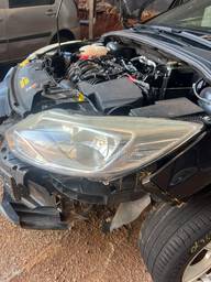 Farol Esquerdo Ford Focus 2014 a 2015