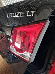 Lanterna Traseira Direita Cruze 2012 a 2016 Sedan (mala)