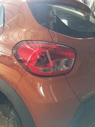 Lanterna Traseira Esquerda Kwid 2018/2024 Sem Led