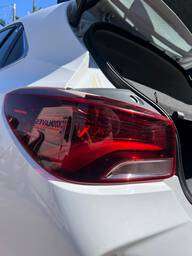 Lanterna Traseira Esquerda Onix Hatch 2020/2024 C/ Led
