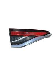 Lanterna Traseira Esquerda Corolla 20/24 (mala) S/ Led
