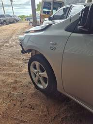 Paralama Esquerdo Corolla 2009 a 2014 C/ Pisca
