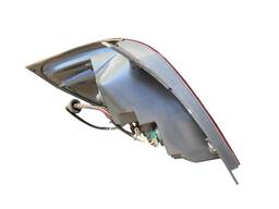 LANTERNA TRASEIRA DIREITA CAPTIVA 2008 2009 A 2012