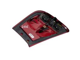 LANTERNA TRASEIRA ESQUERDA BMW  X5 2004 A 2006 (MALA)