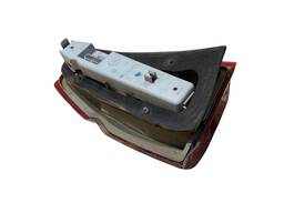 LANTERNA TRASEIRA DIREITA ESCORT SW (PERUA) 1997 1998 A 2003